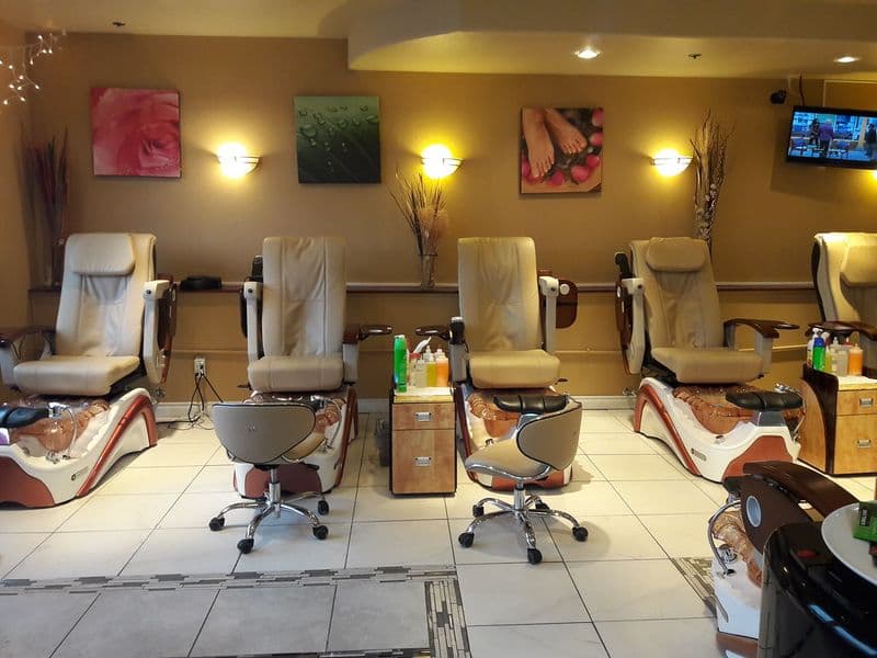 Tips & Toes Nail Spa
