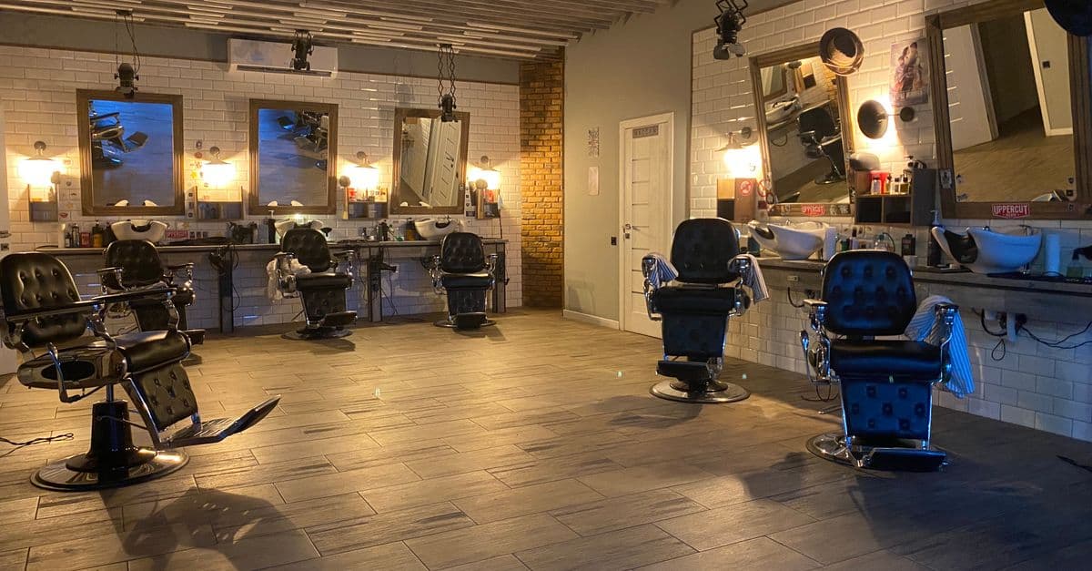 Where to Get a Haircut in Liberty Village: Salons & Barbers Guide 2026