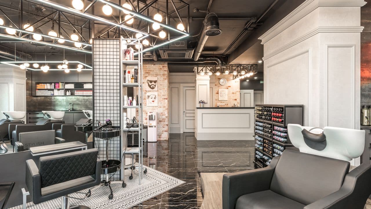 L Studio Salon