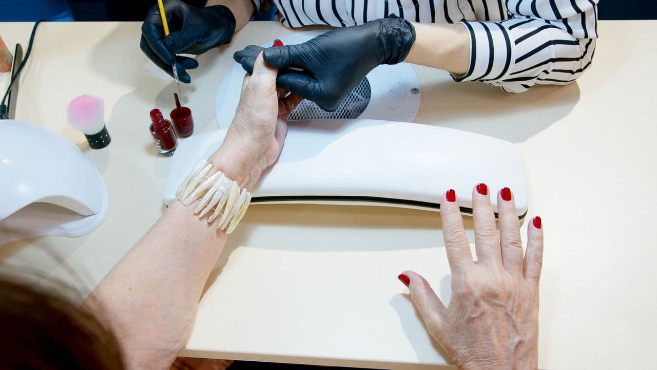 Nails Toronto Elina