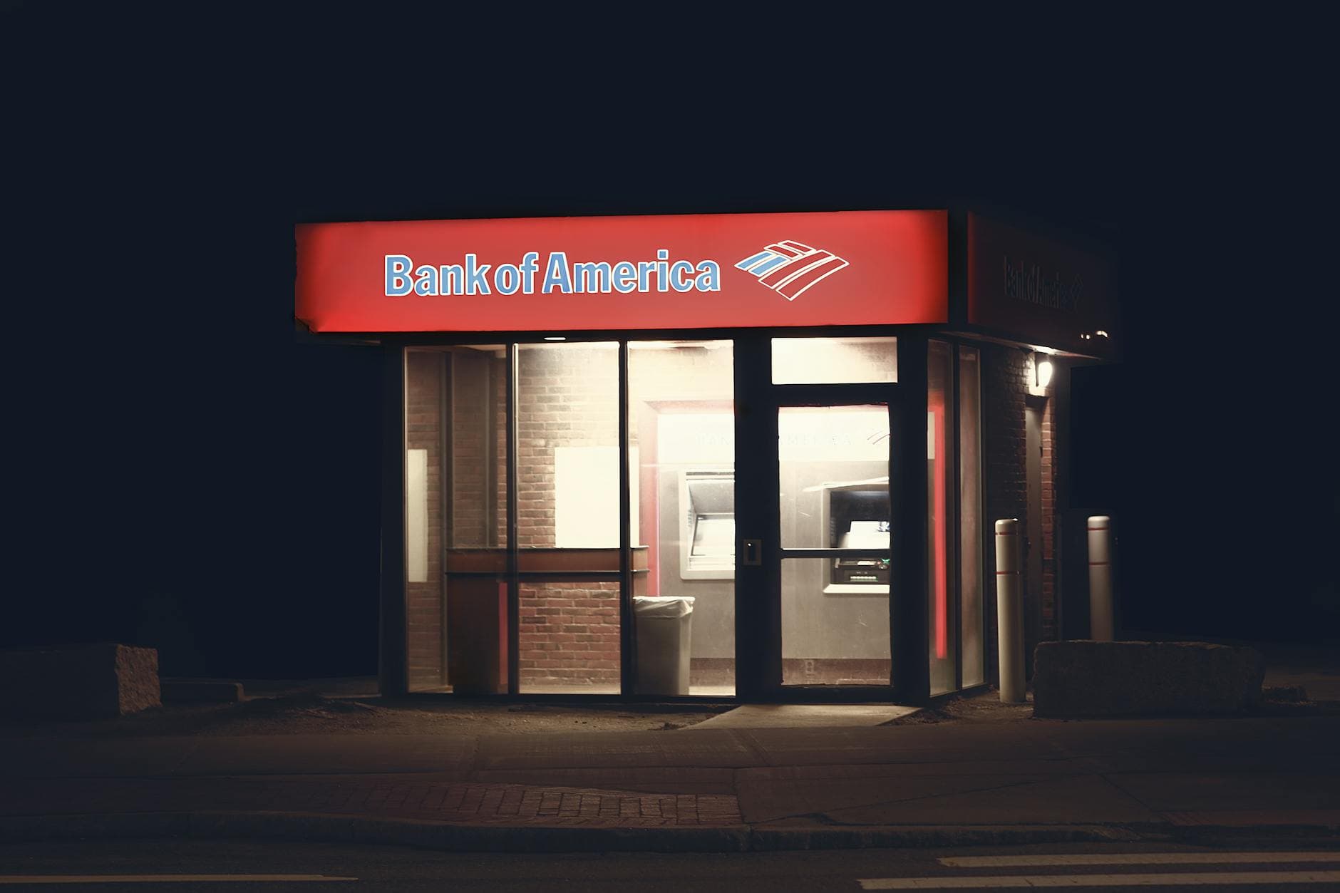 Best Banks in Liberty Village